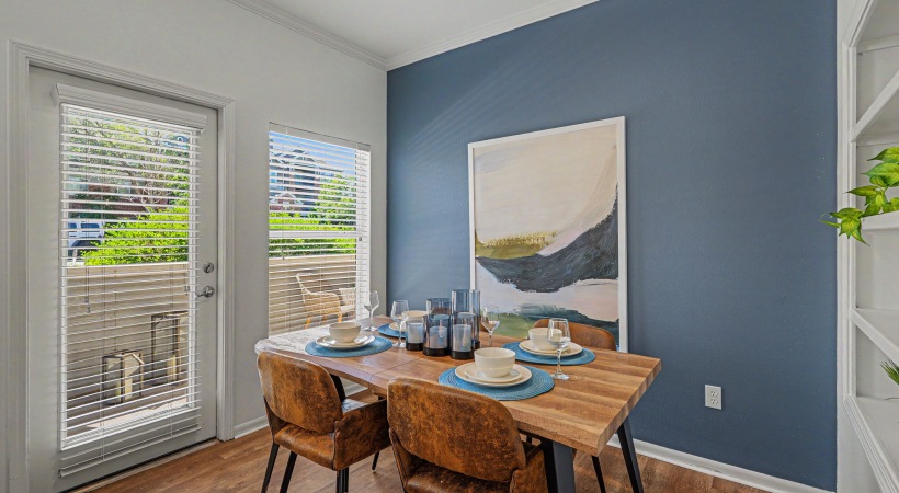 Spacious Dining Area 